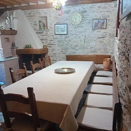 Casetta Sotto Il Monte Forato * Stazzema